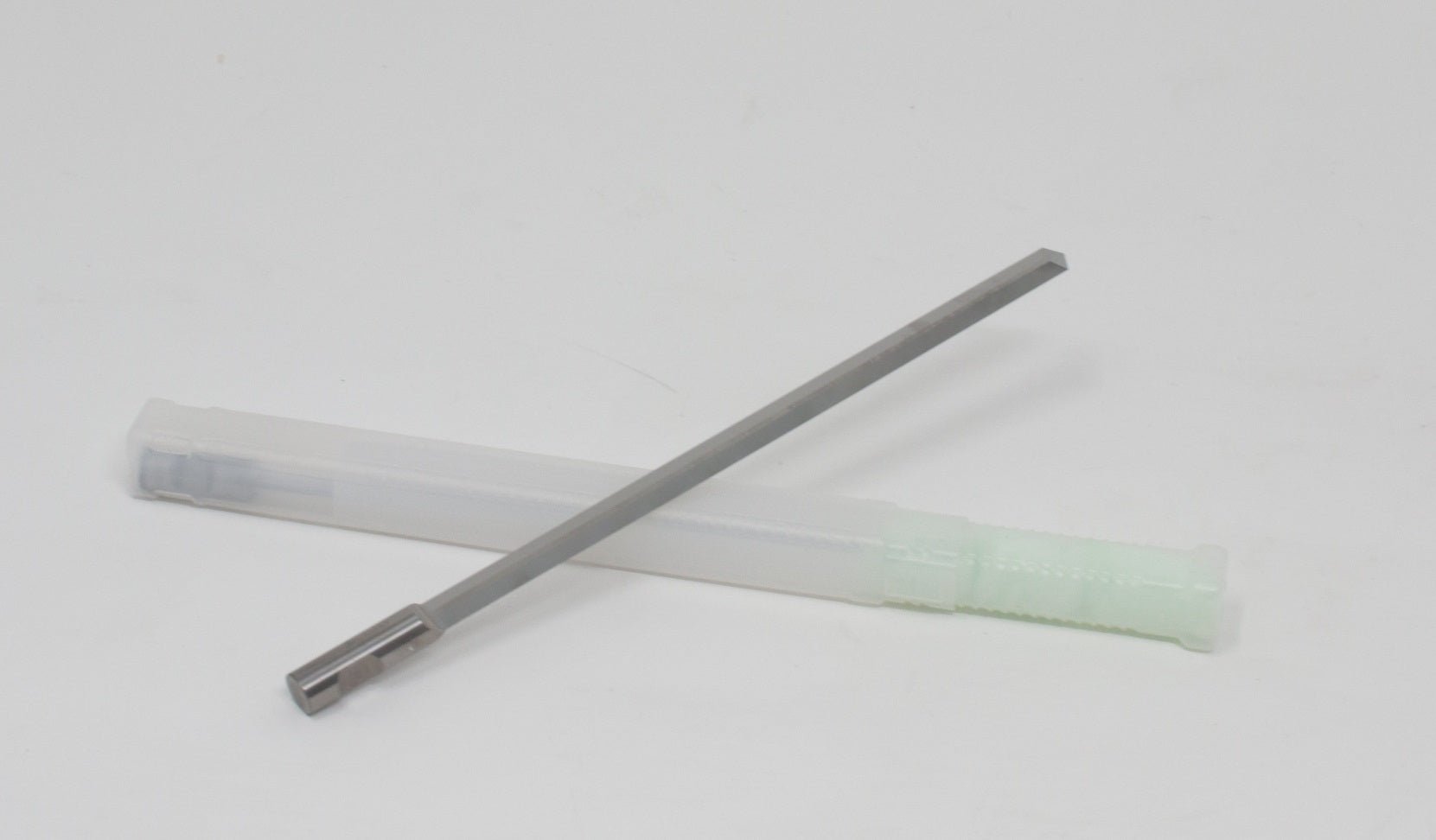 CNC Shop - BT-56274 Lame de couteau à pointe plate double tranchant 120 mm